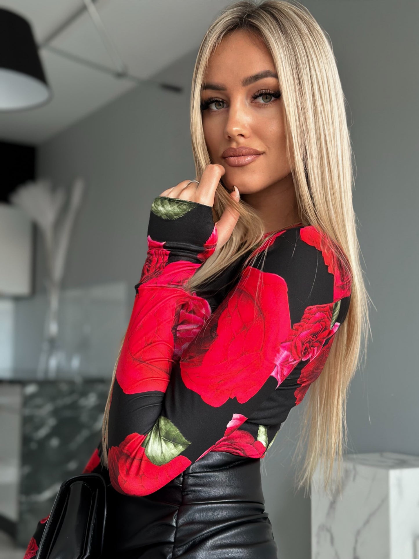 Marina felső