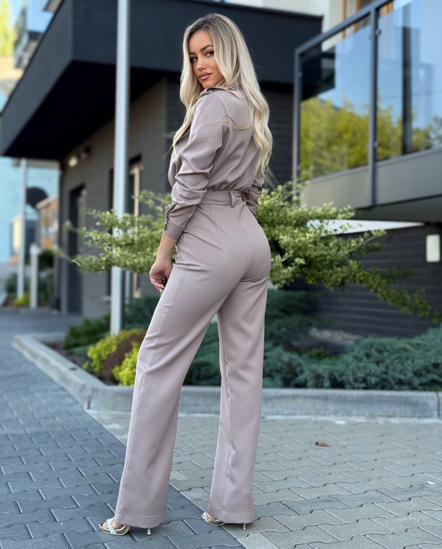 Marina overál