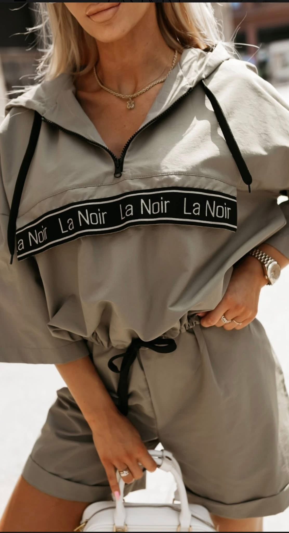 La Noir szett