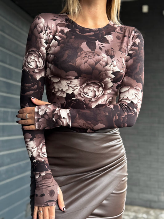 Marina felső